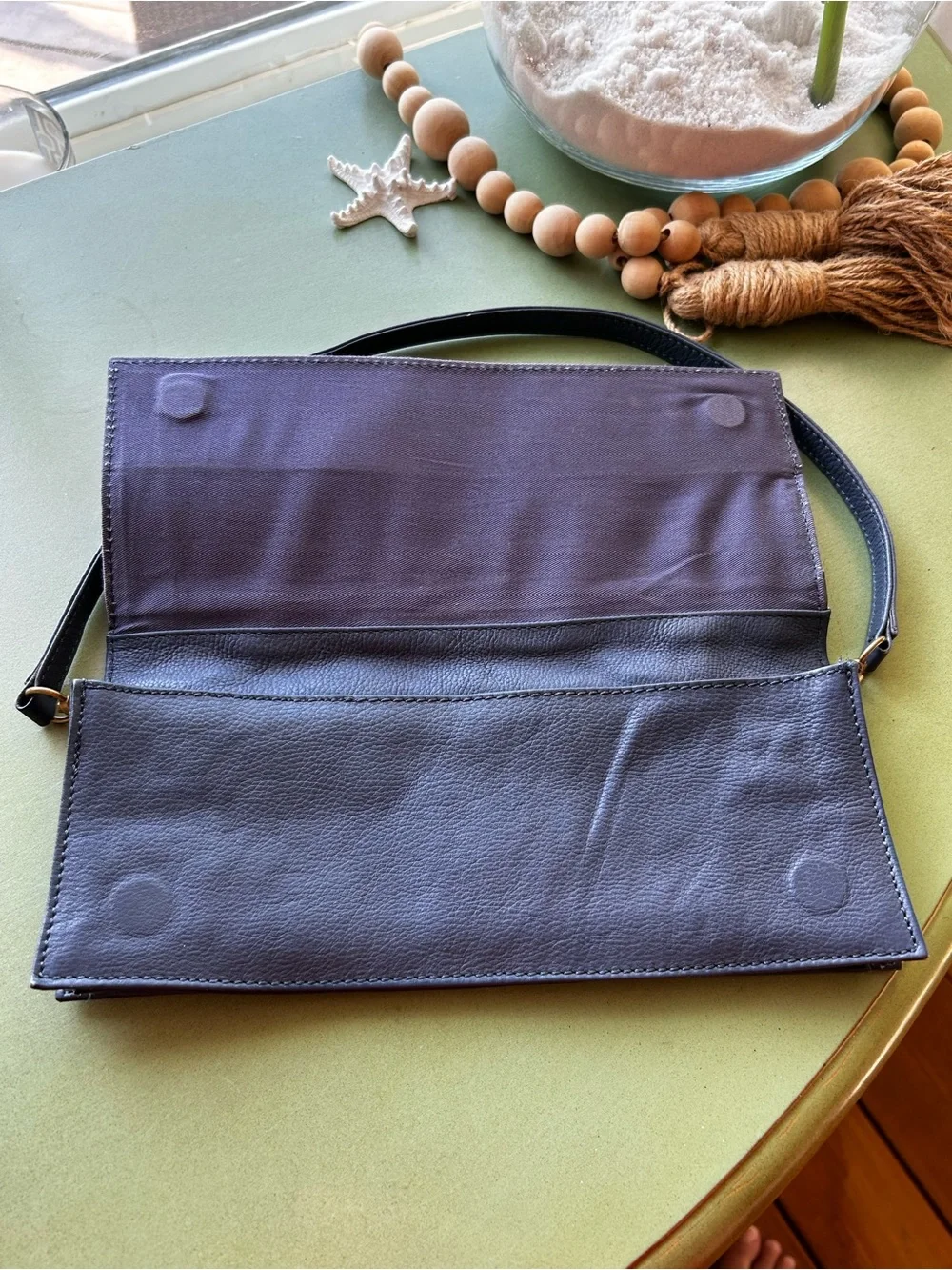 Genuine Leather Boutique Envelope Clutch Shoulder Bag Black Croc Embossed
